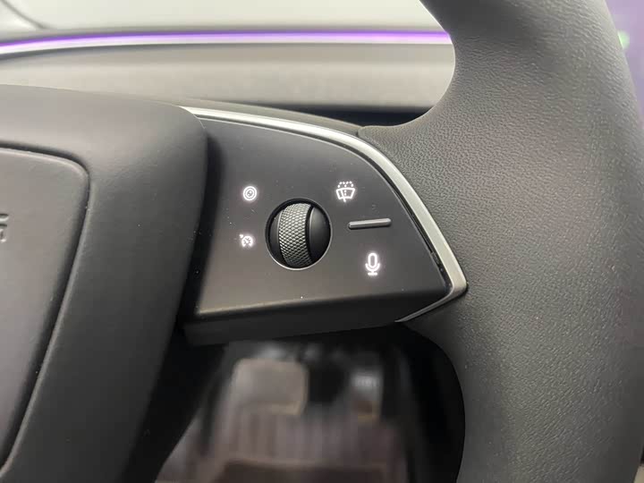 Фото 9 - Tesla Model 3