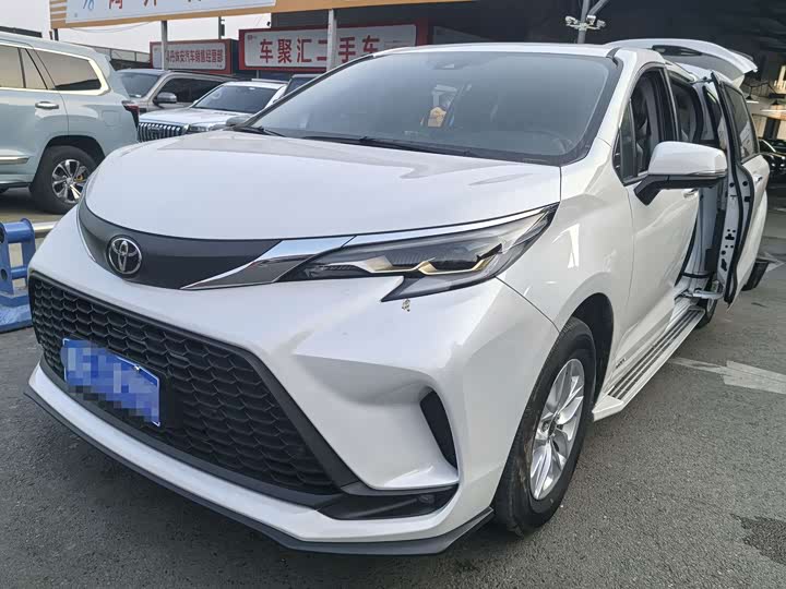 Фото 5 - Toyota Granvia