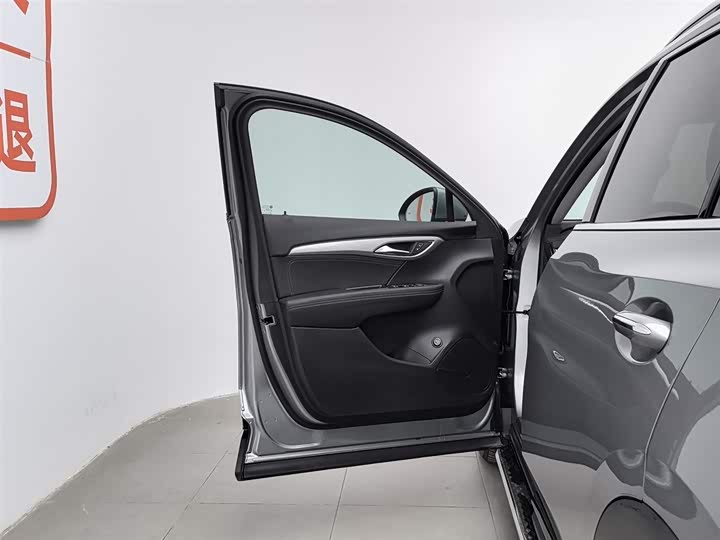 Фото 8 - Buick Envision Plus