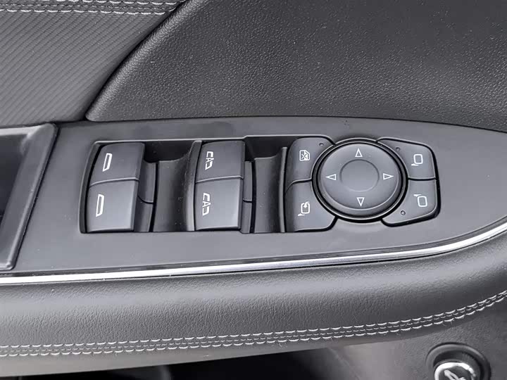 Фото 9 - Buick Envision Plus