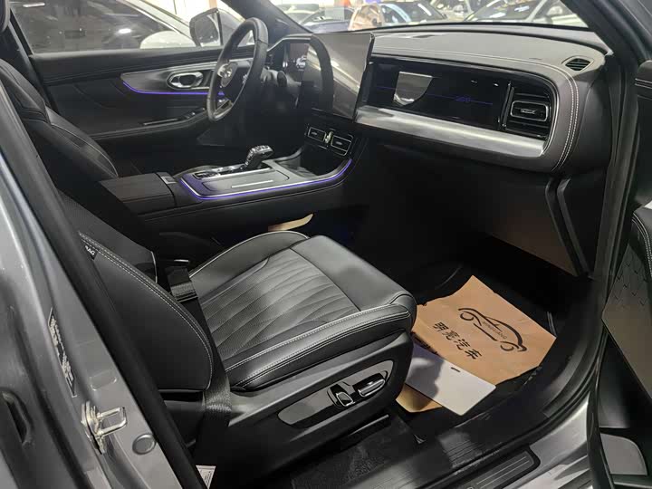 Фото 7 - GAC Trumpchi GS8