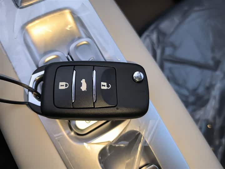 Фото 9 - Changan Qiyuan (Nevo) Lumin