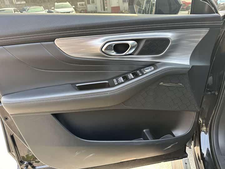 Фото 9 - GAC Trumpchi GS8