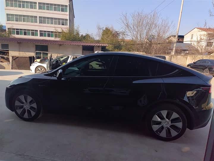 Фото 5 - Tesla Model Y