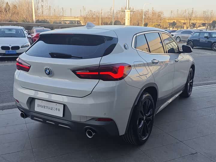 Фото 4 - BMW X2