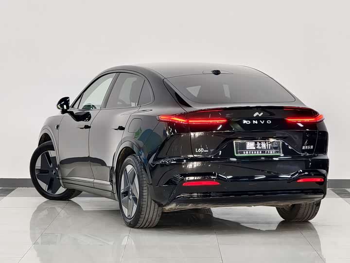 Фото 6 - Nio Onvo L60