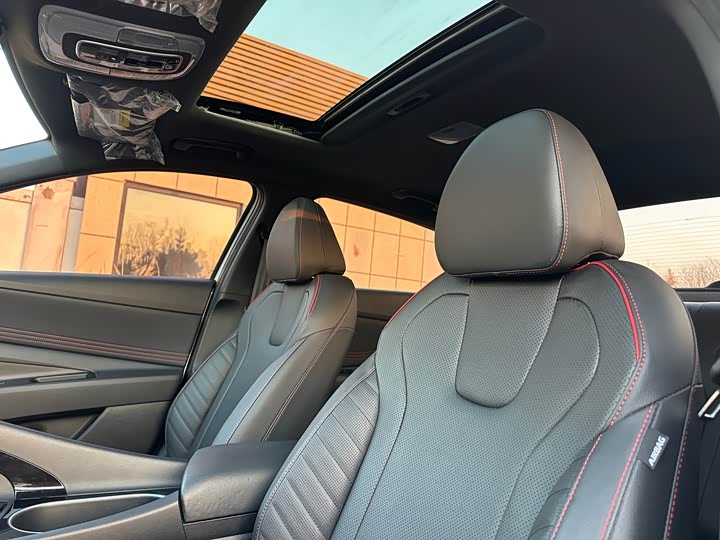 Фото 4 - Hyundai Elantra N line