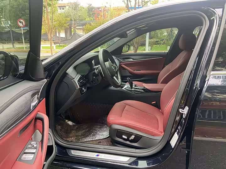 Фото 4 - BMW 5 Series