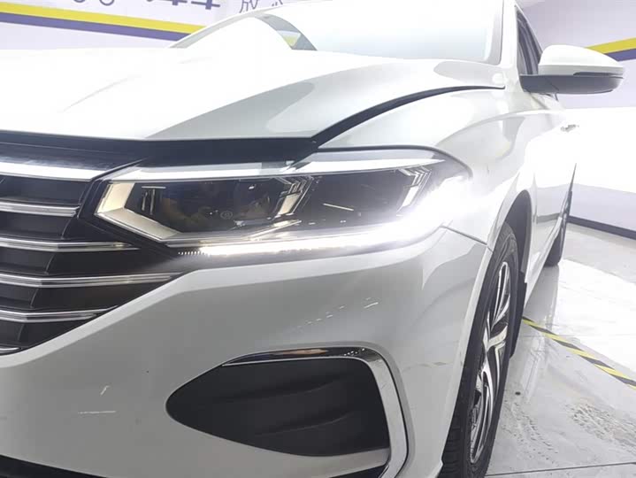 Фото 5 - Volkswagen Lavida