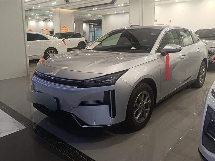 Фото 1 - Geely Galaxy L6