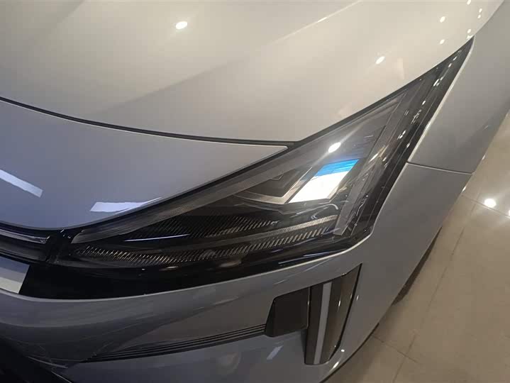 Фото 5 - Geely Galaxy L6