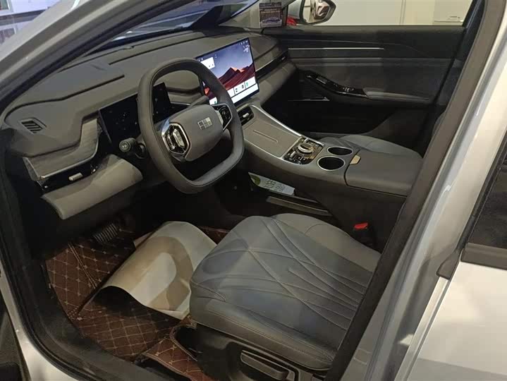 Фото 9 - Geely Galaxy L6