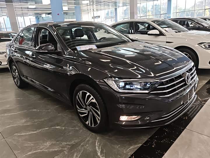 Фото 4 - Volkswagen Sagitar L