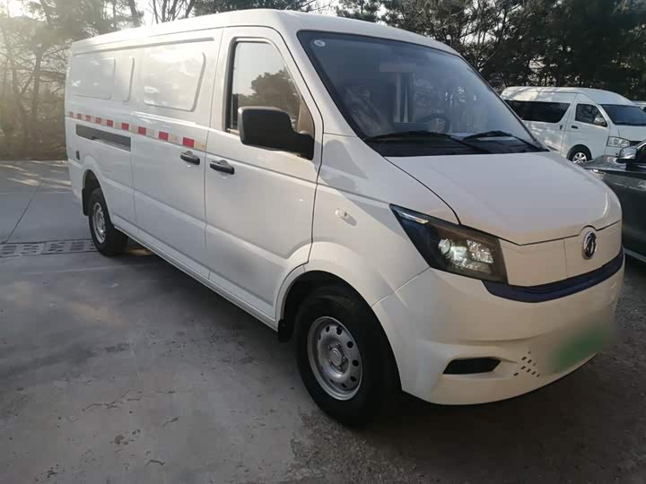 Фото 4 - Dongfeng EM27