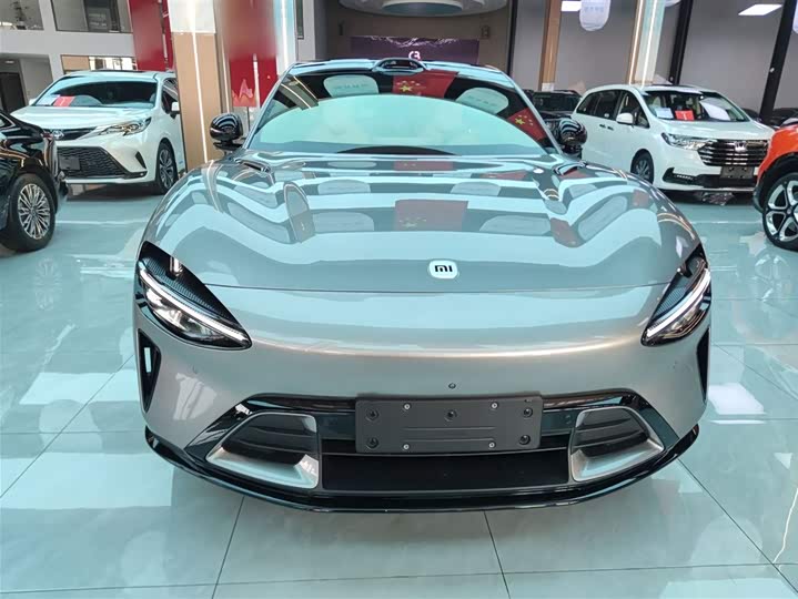 Фото 3 - Xiaomi YU7