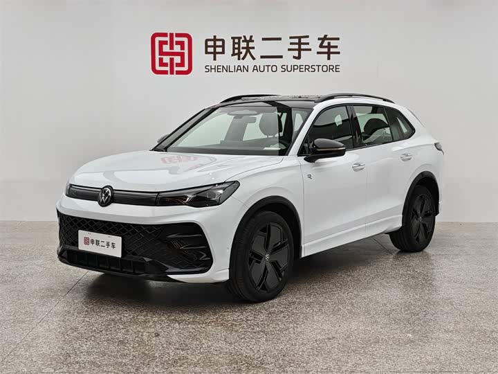 Фото 1 - Volkswagen Tiguan L Pro