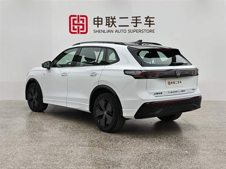 Фото 4 - Volkswagen Tiguan L Pro