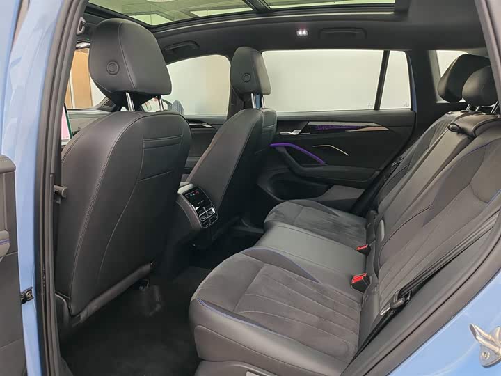 Фото 7 - Volkswagen Tiguan L Pro