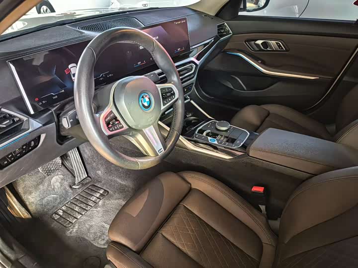 Фото 5 - BMW i3