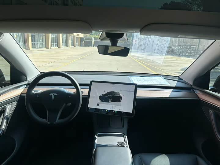 Фото 5 - Tesla Model Y