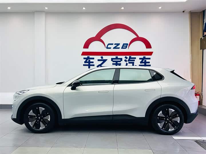 Фото 4 - Changan Deepal S05