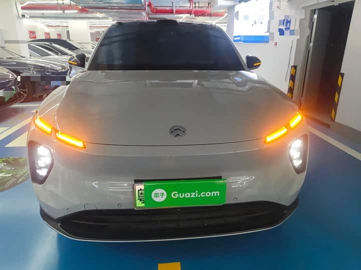 Фото 3 - Nio EC6