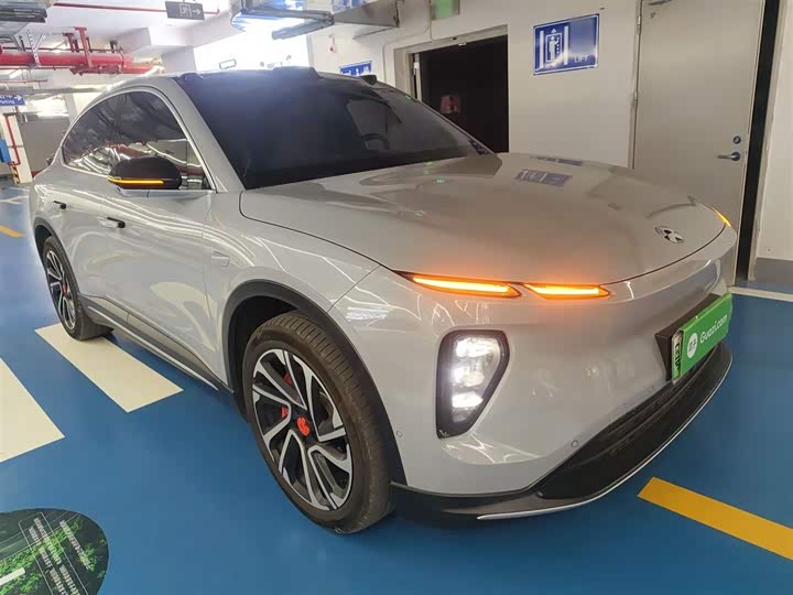 Фото 4 - Nio EC6