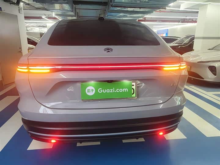 Фото 6 - Nio EC6