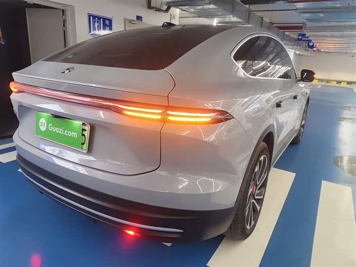 Фото 7 - Nio EC6