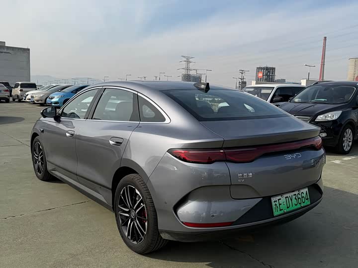 Фото 7 - BYD Qin L