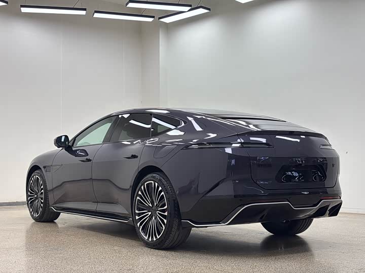 Фото 7 - Avatr 12