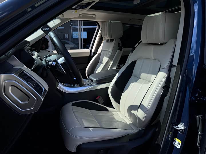 Фото 9 - Land Rover Range Rover Sport