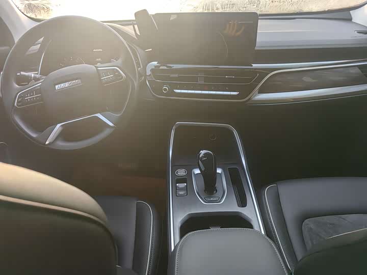 Фото 6 - Haval H6