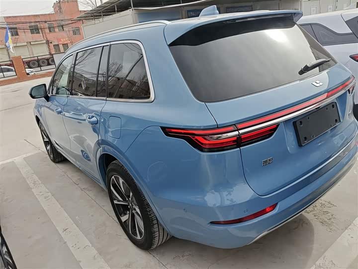 Фото 5 - LiXiang One