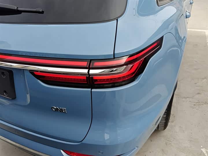 Фото 8 - LiXiang One