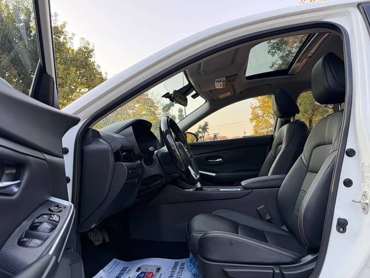 Фото 5 - Nissan Sylphy