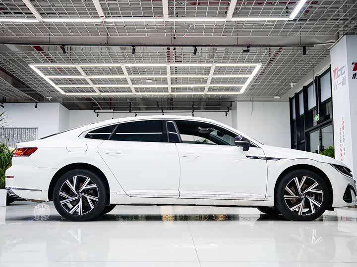 Фото 4 - Volkswagen CC