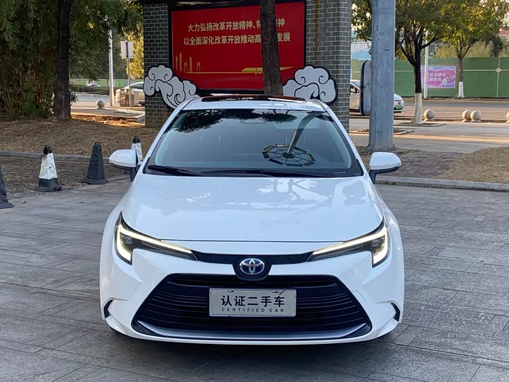 Фото 2 - Toyota Levin