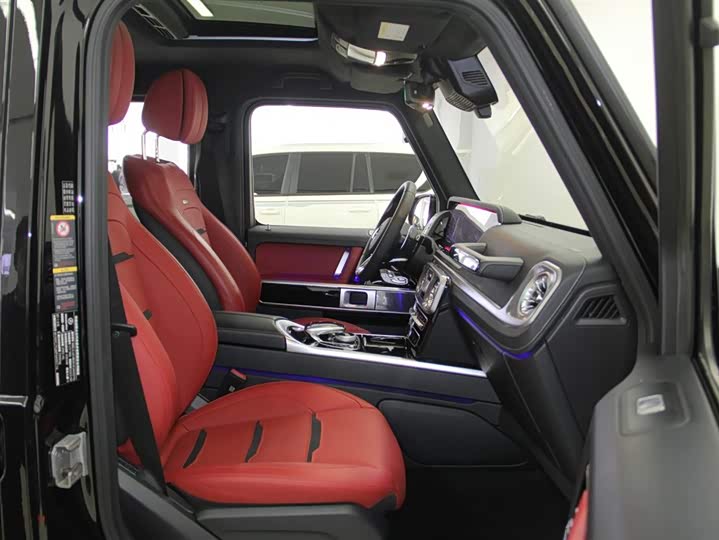 Фото 9 - Mercedes-Benz G-Class AMG