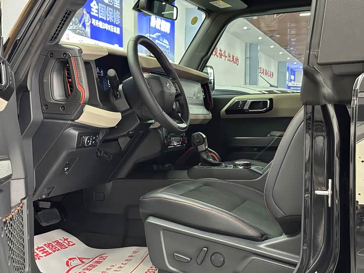 Фото 7 - Ford Bronco