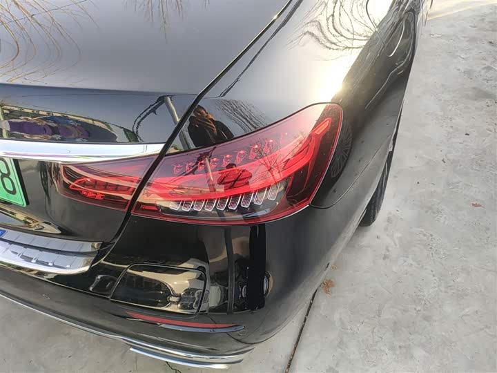 Фото 8 - Mercedes-Benz E-Class Hybrid