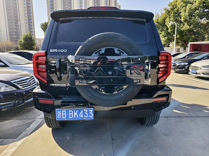 Фото 6 - Tank 400