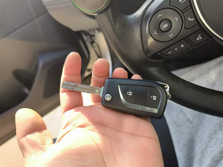 Фото 9 - Toyota Frontlander