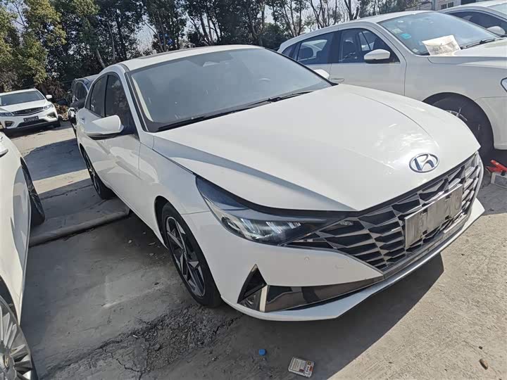 Фото 4 - Hyundai Elantra N line