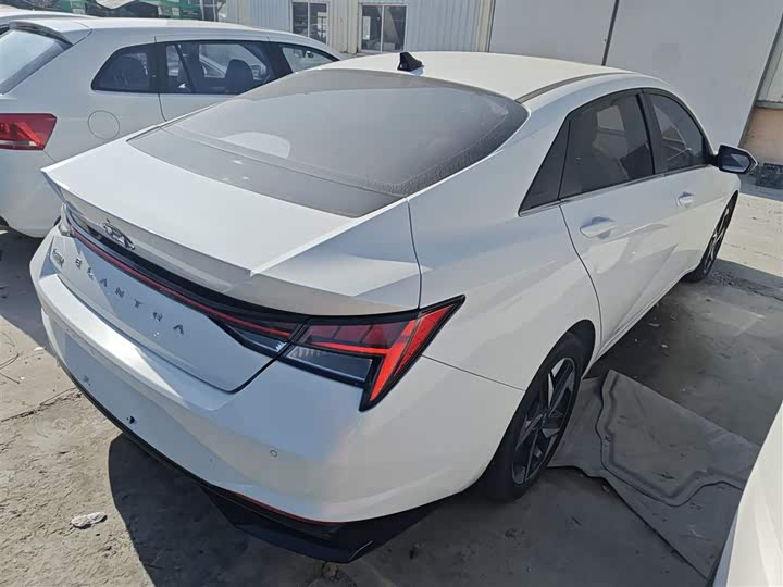 Фото 7 - Hyundai Elantra N line