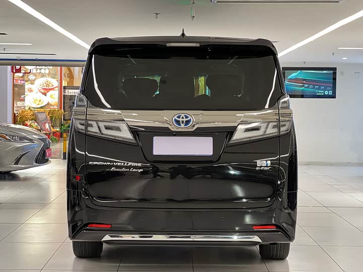 Фото 5 - Toyota Vellfire