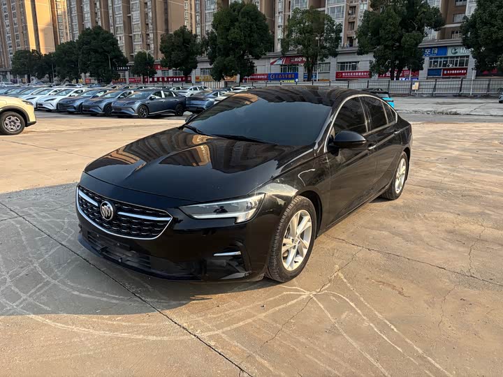 Фото 3 - Buick Regal