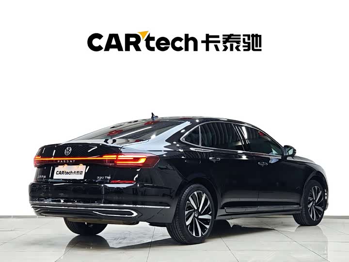 Фото 4 - Volkswagen Passat