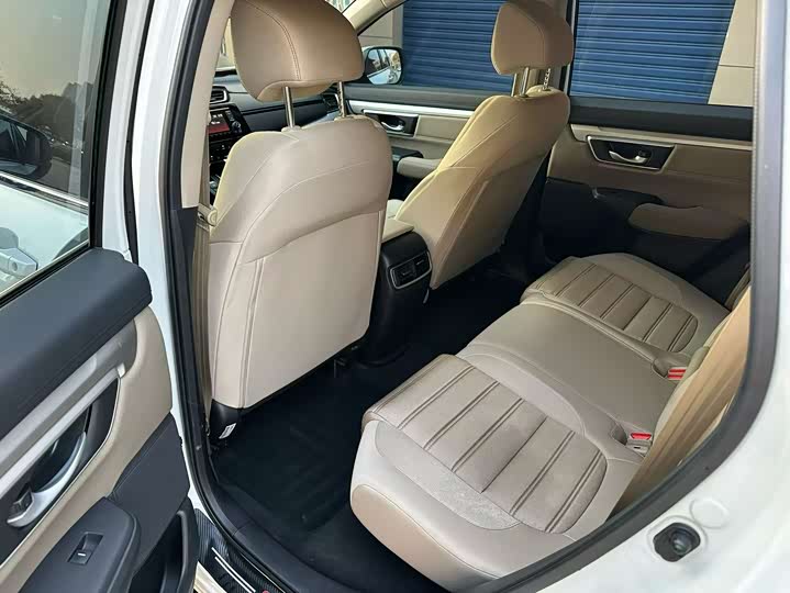 Фото 6 - Honda CR-V