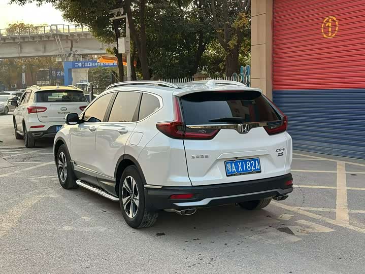 Фото 9 - Honda CR-V